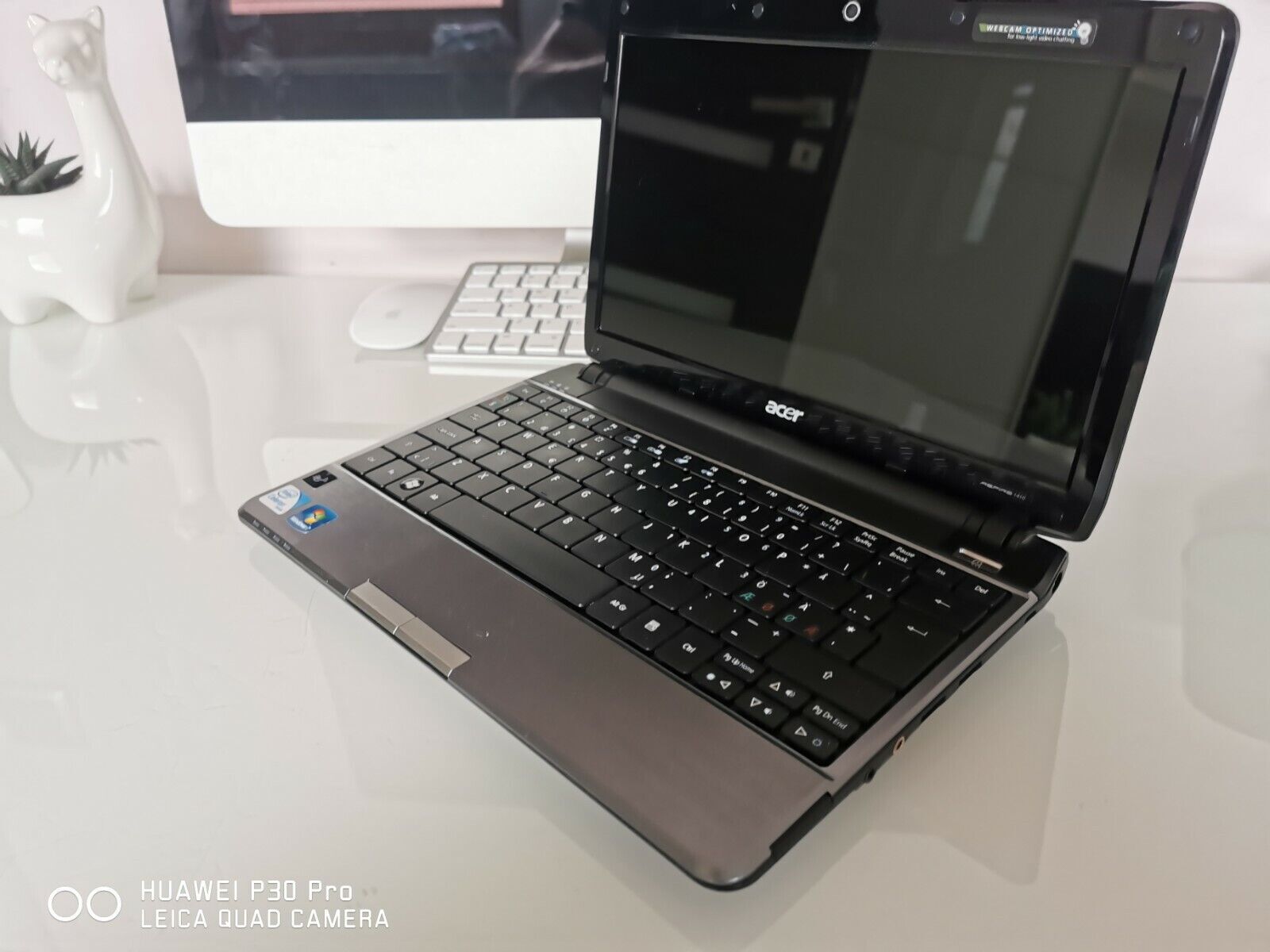 Acer Aspire One 752 Celeron 743 3GB 250GB WebCam HDMI LAN Windows 7 3x USB 2.0