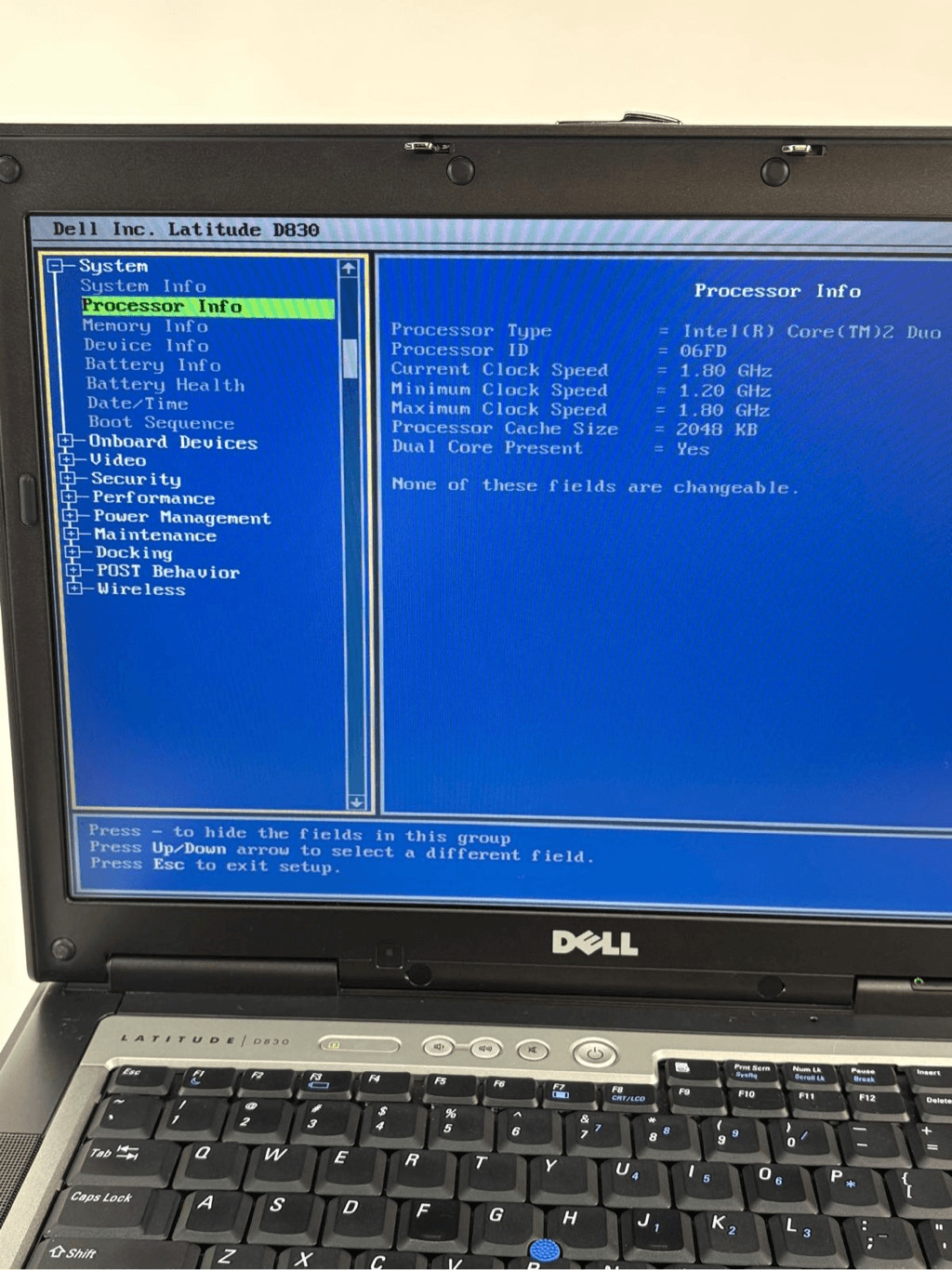 Dell Latitude D830 Duo 2.0GHz WinVista Laptop 2.5GB RAM 320GB CD/DVD w/Charger