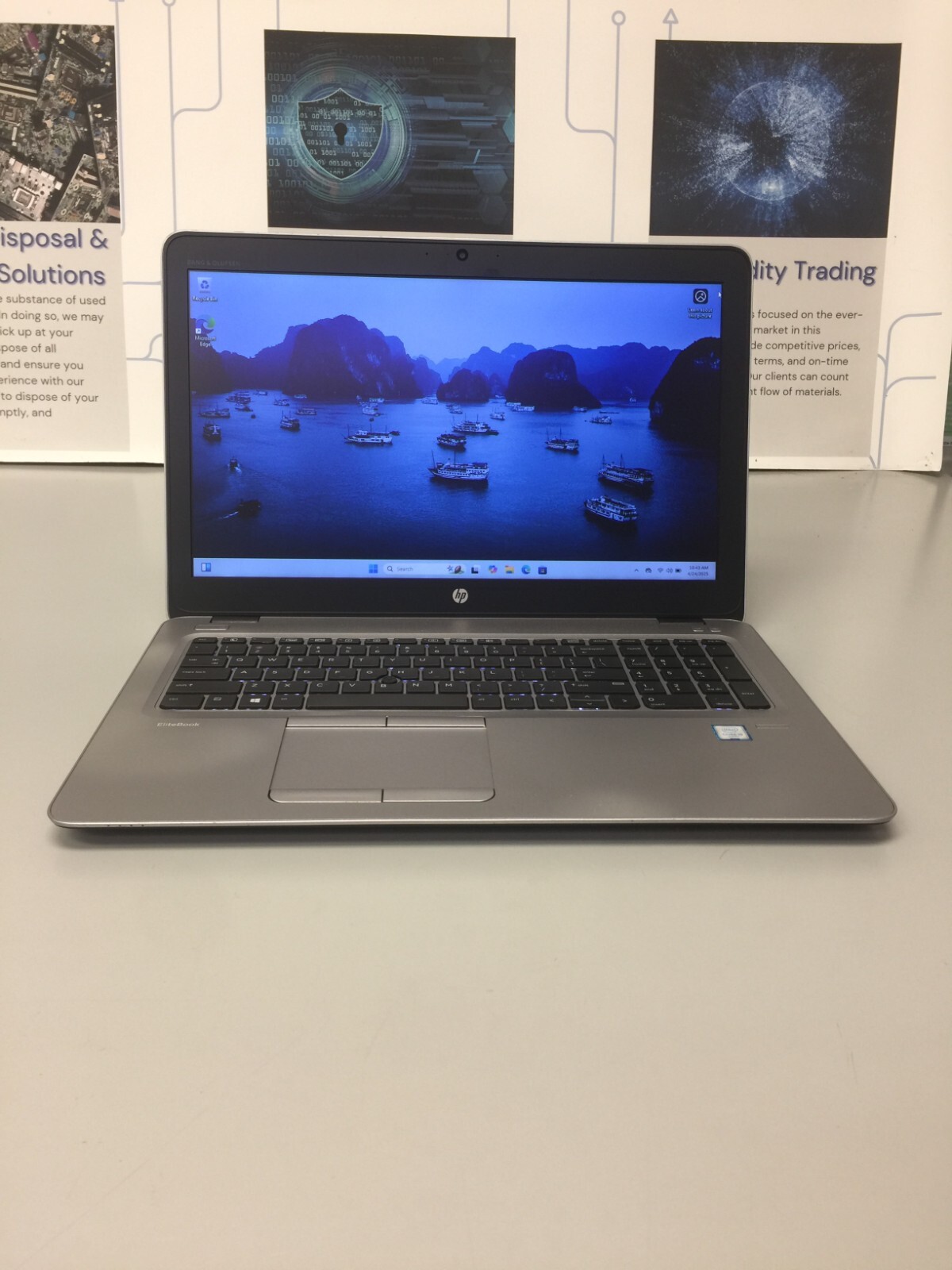 HP EliteBook 850 G3 15.6″ (256GB Core i5 6th gen 2.30GHz 8GB RAM WIN 11 PRO