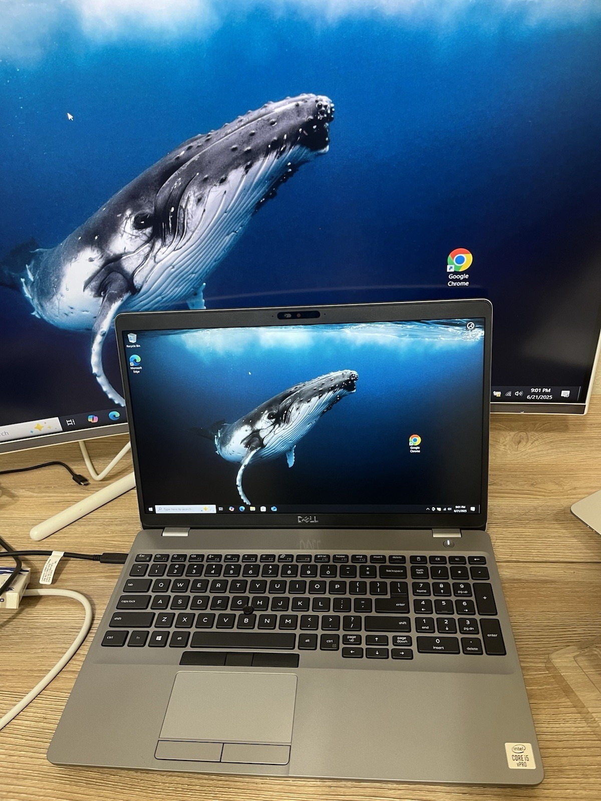 Dell Latitude 5511 15.6″ 2020 i5-10300H 16GB DDR4 256GB SSD Silver Win 10/11 pro
