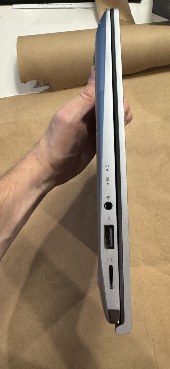 ASUS Zenbook 14 Laptop AMD Ryzen 5, 8GB RAM, GeForce MX 350, 256GB SSD
