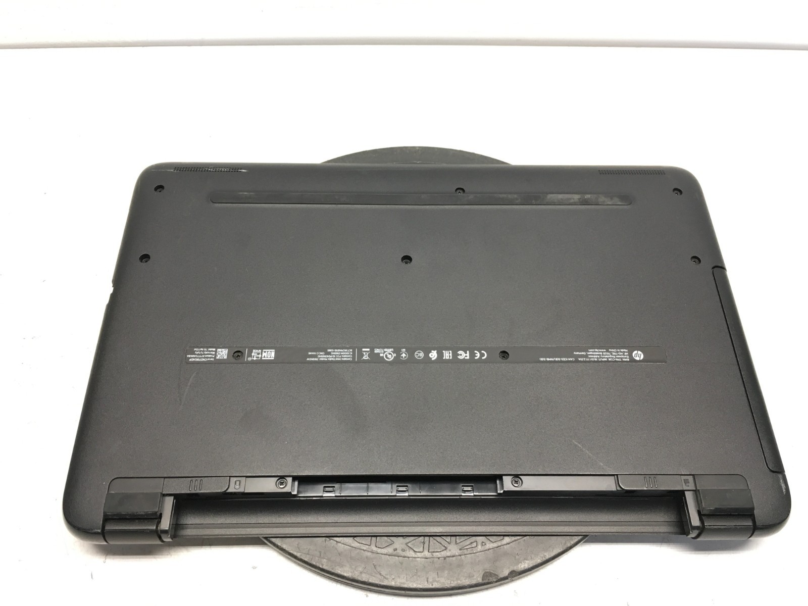 HP 15-BA113CL AMD A10-9600P 2400MHz 12 GB NO HDD