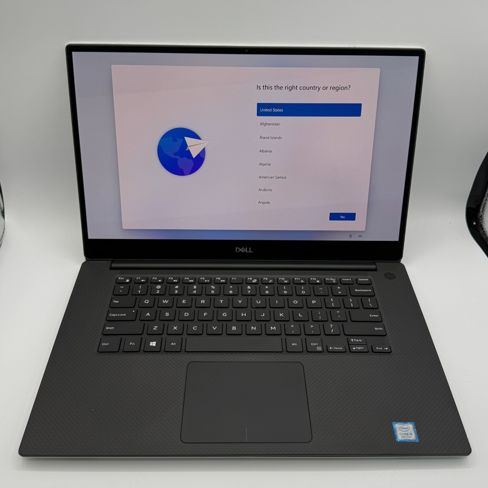 Dell Precision 5540 i9-9880H Quadro T2000 16GB RAM 256GB SSD Win11 Pro Laptop