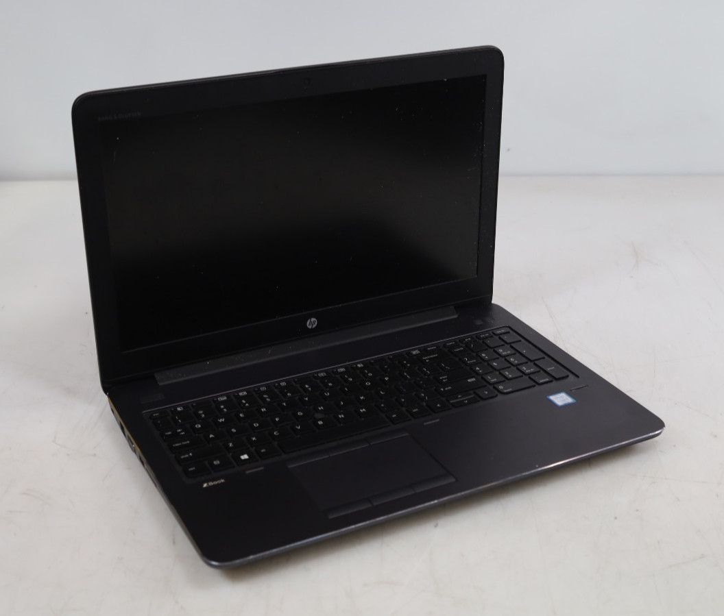 HP ZBook 15 G4 15.6″ Intel i5-7440HQ 8GB DDR4 No HDD Parts Repair