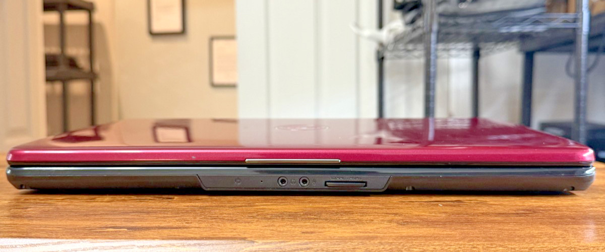 Dell Inspiron 1545 Pentium(R) Dual-Core CPU T4500 4 GB RAM 500 GB HDD 15.6″