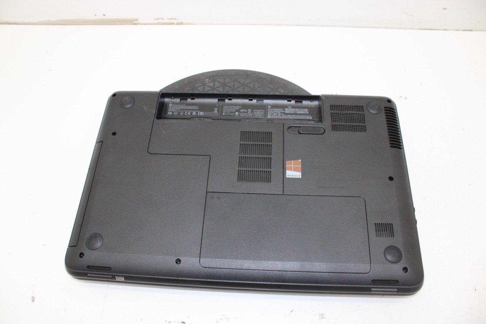 HP 2000-2D27CL Laptop AMD A6-5200 Quad Core 4GB Ram 128GB SSD No OS or Battery