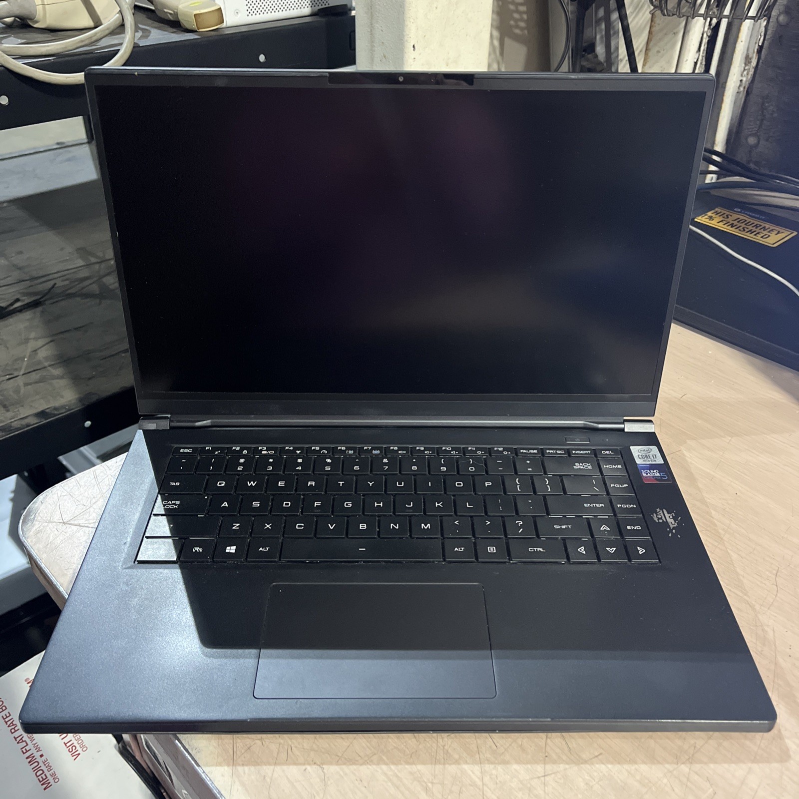 CARBON LCS15-10I7 INTEL CORE I7-10510U 1.80GHZ 16GB RAM NO HD