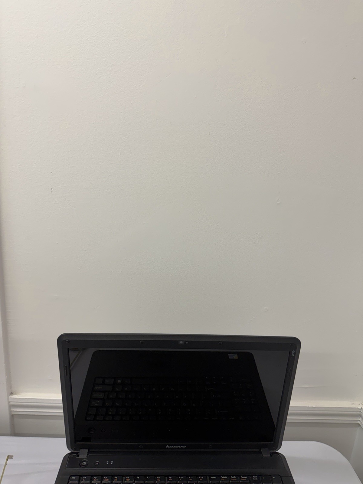 Lenovo 6550 Laptop – Good Screen – Intel Duo T6600 – Read Des