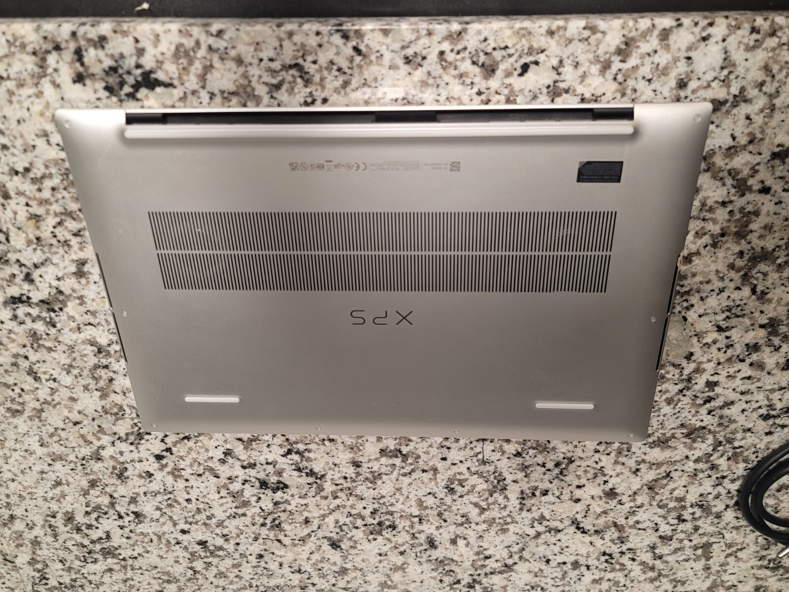 Dell XPS 17 9700 17″ Touch (Intel Core i7-10875H, 32GB RAM, 1TB SSD, GeForce RTX