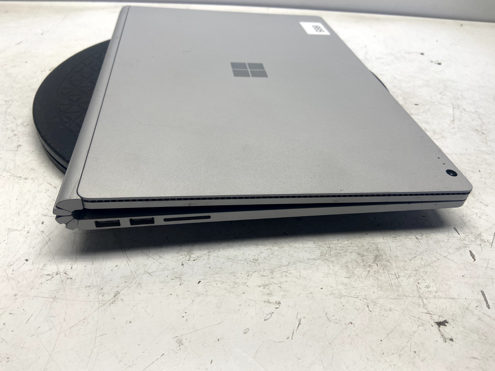 Microsoft Surface 1703 Intel Core i5-6300u 2.4GHz 8GB 256GB SSD NO OS READ