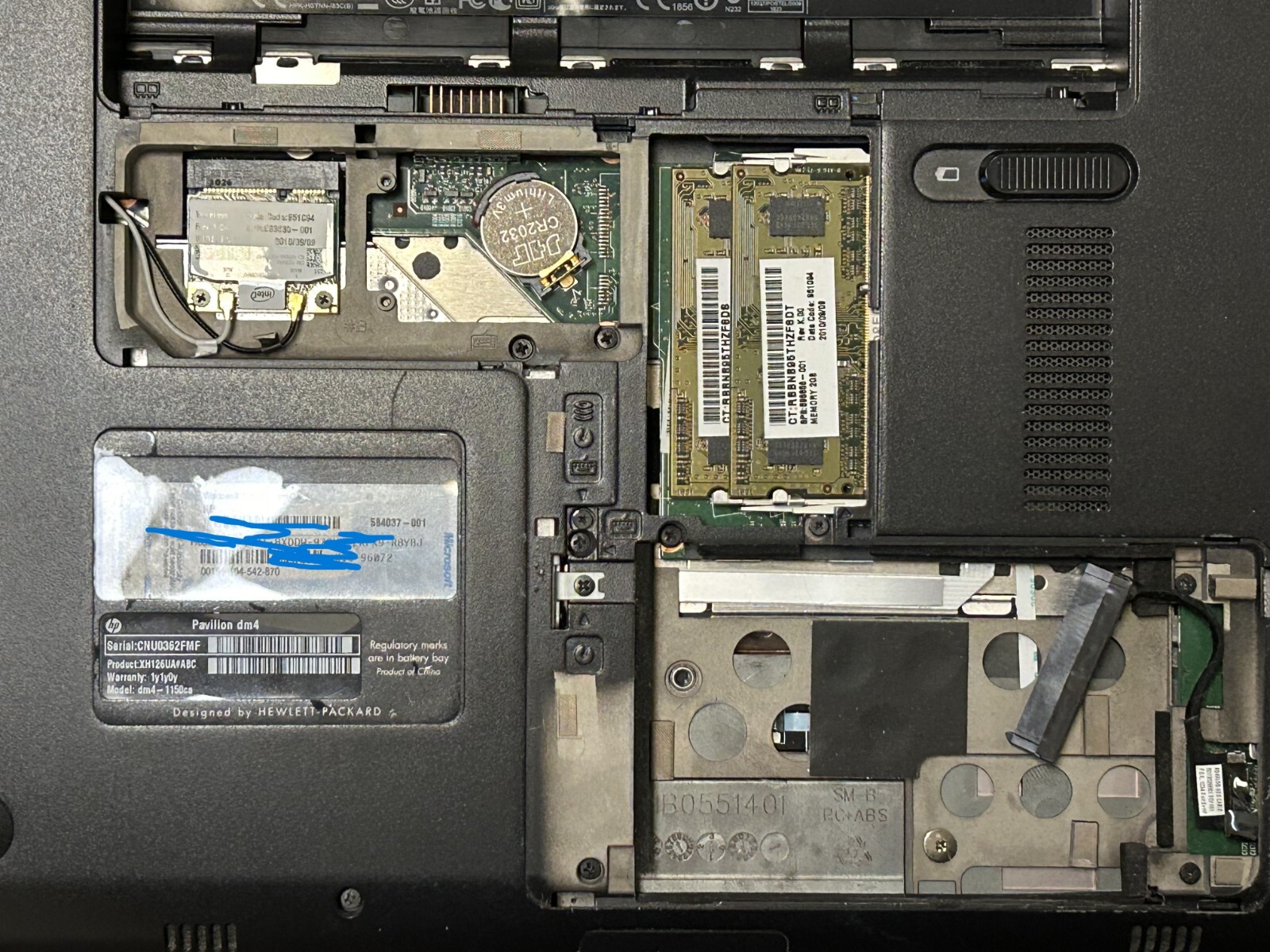 BROKEN HP Pavilion dm4-1150ca Intel Core i5 AS IS CRACKED SCREEN HINGE