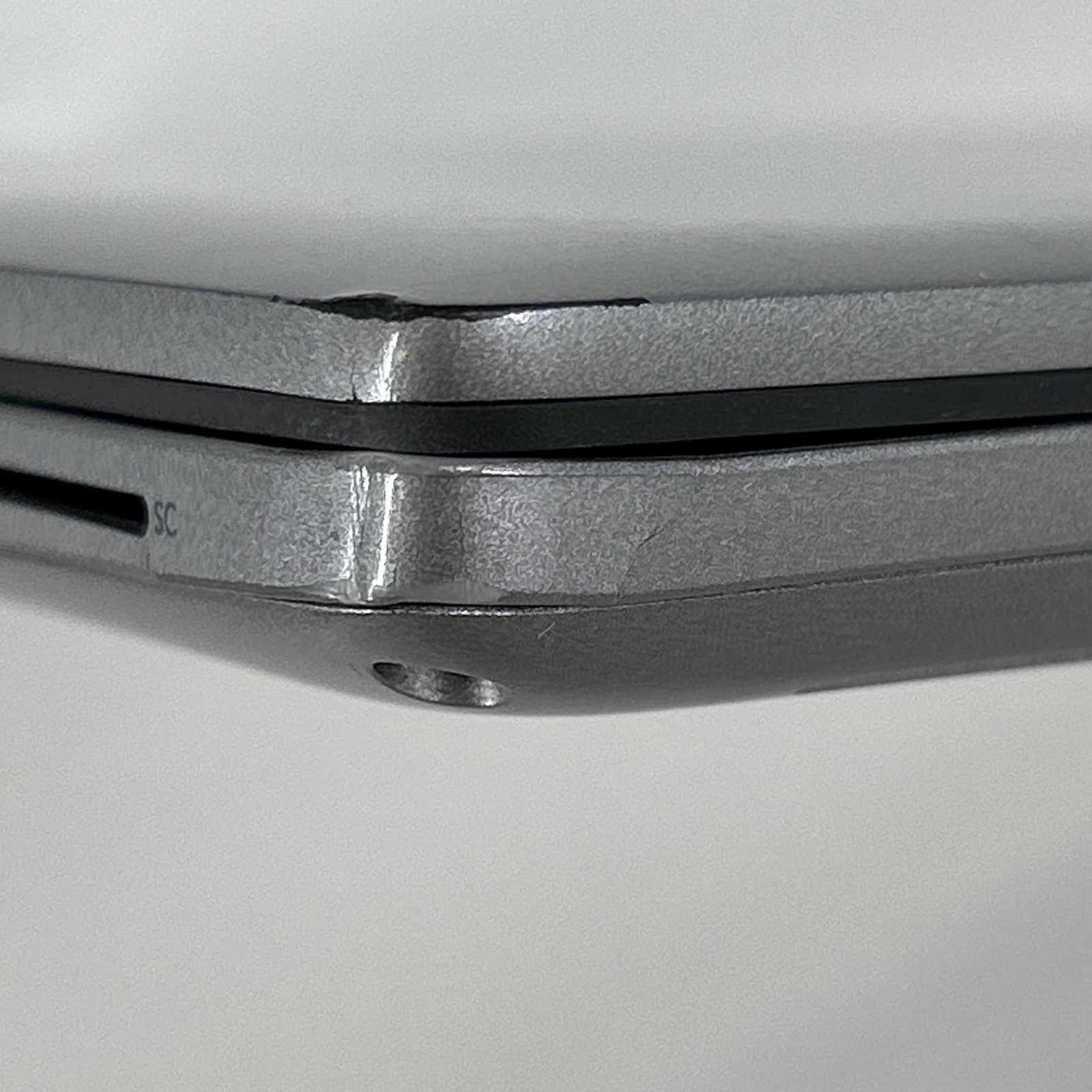 Dell Latitude 5440 14 Gray FHD 1.6 GHz i5-1345U 16GB 256GB SSD Good FRAME SPLIT