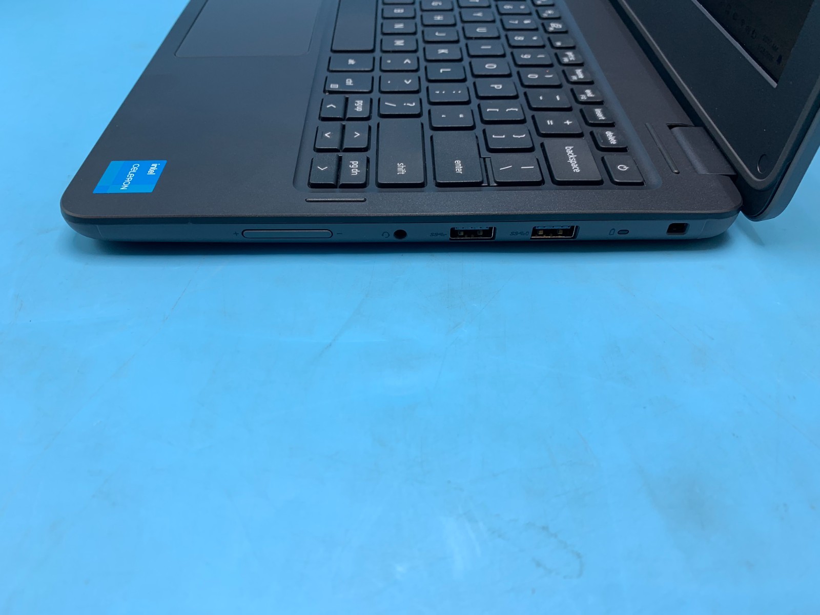 DELL LATITUDE 3120 11″ Celeron N5100 1.10GHz 4GB RAM 64GB SSD Windows 11 Pro