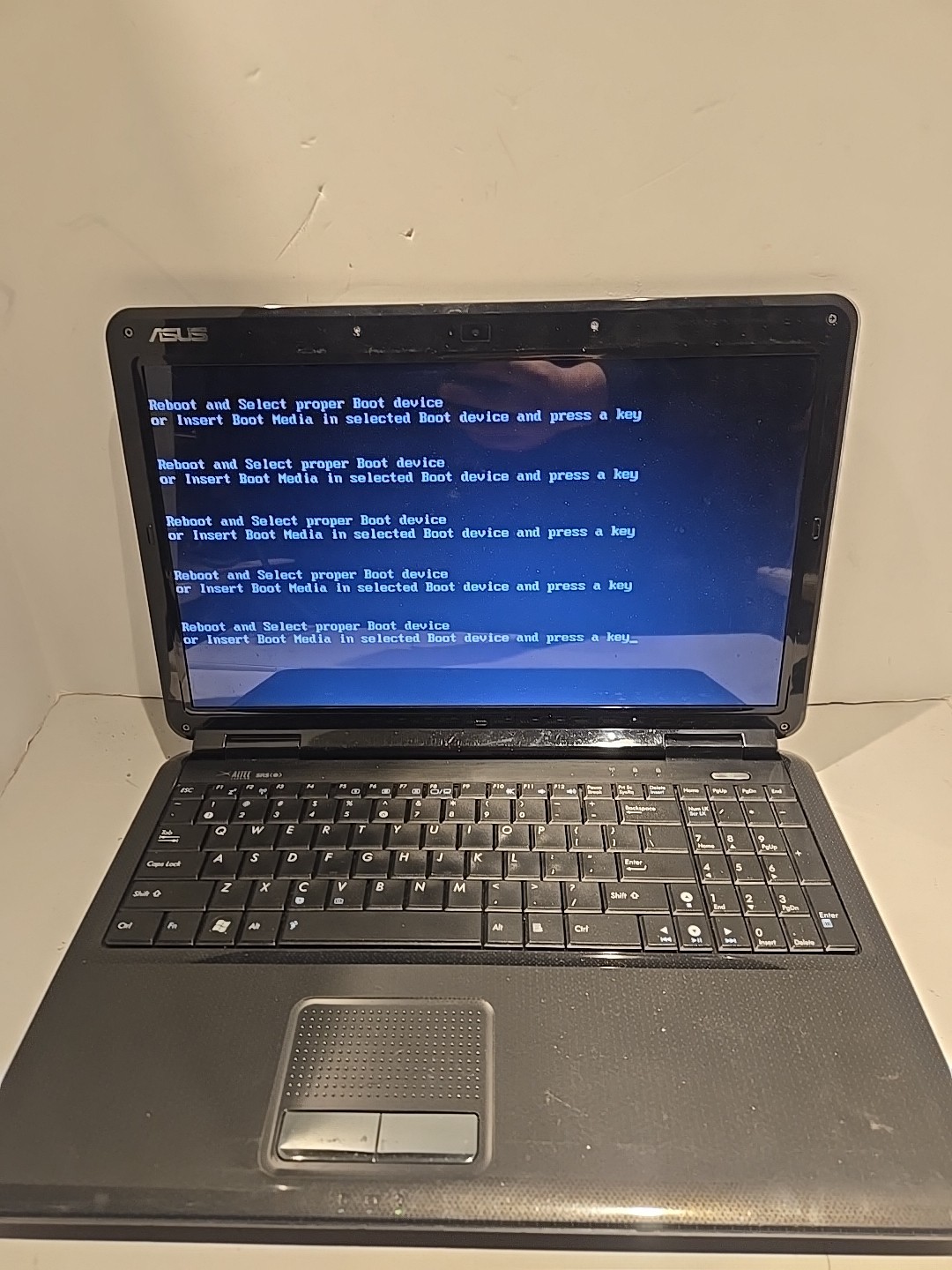 ASUS K50IJ 15.5″ Laptop Intel Pentium Dual-Core T4200 2GHz 3GB No HDD No Charger