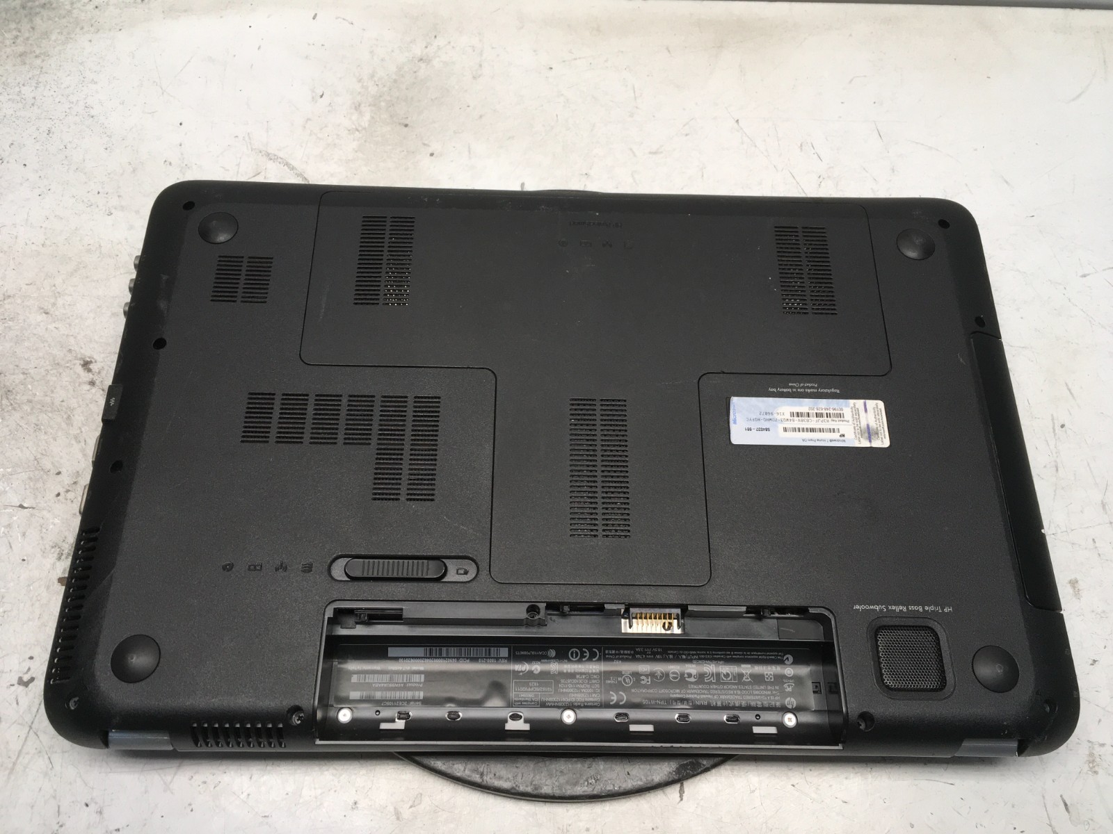 HP Pavilion DV7-6C60US Intel i5-2450M 2.5GHz 6 GB NO HDD No Batt
