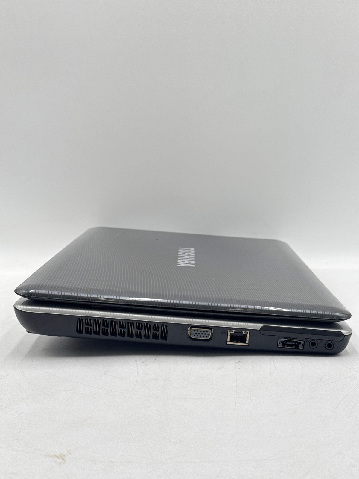 Toshiba Satellite L505-ES5018 15.6″ Intel Pentium – No Power