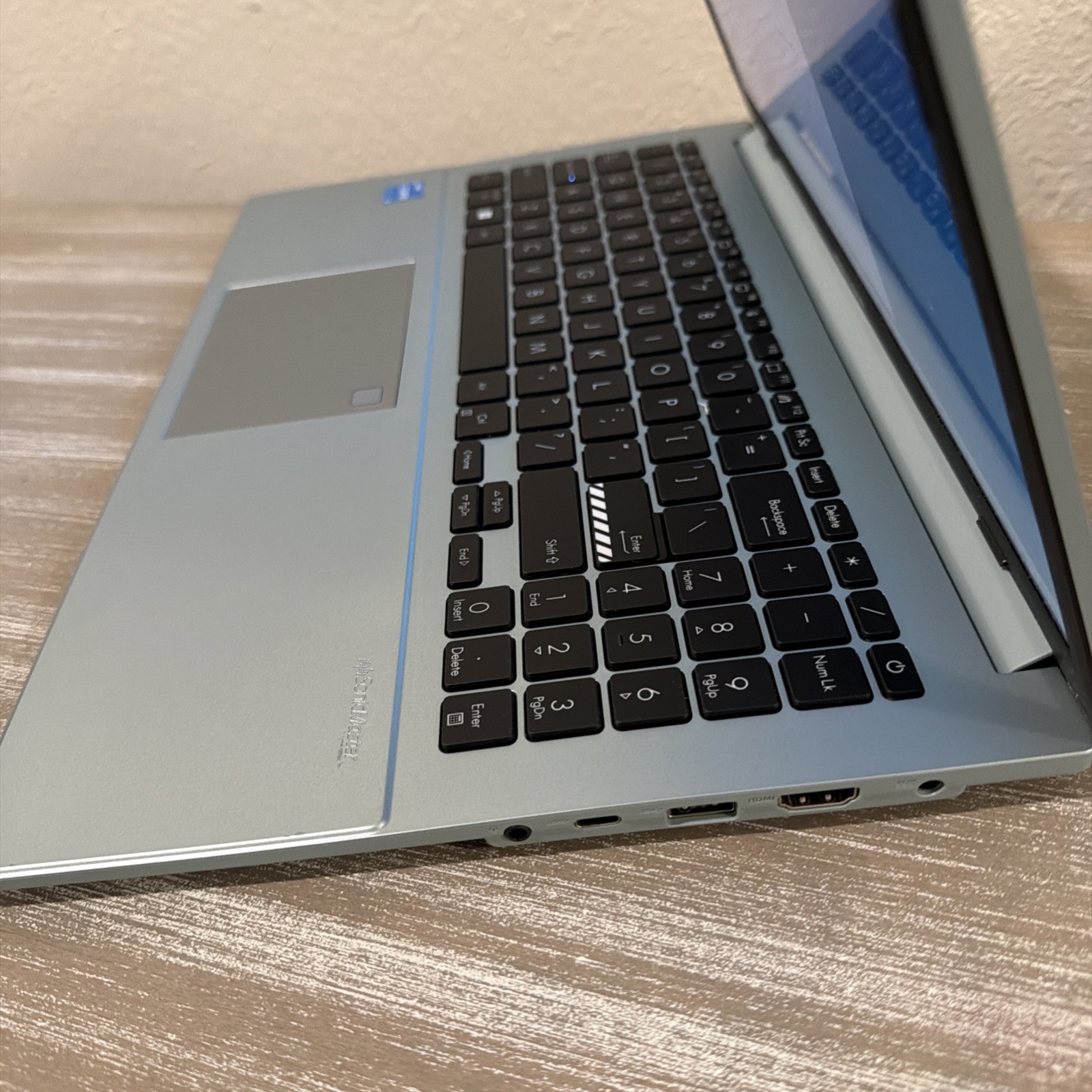 ASUS Vivobook Go 15 E1504GA i3-N305 / 8GB RAM / 256GB SSD / 15.6″ FHD Windows 11