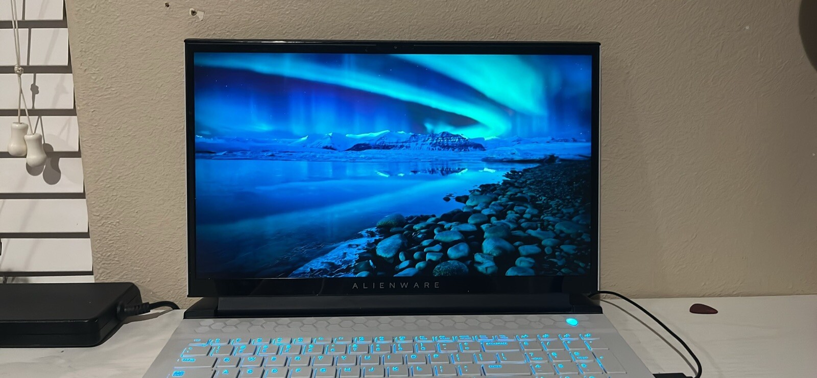 Alienware M17 R3 17.3 inch (1TB, Intel Core i7 10th Gen., 16GB) Gaming Laptop –
