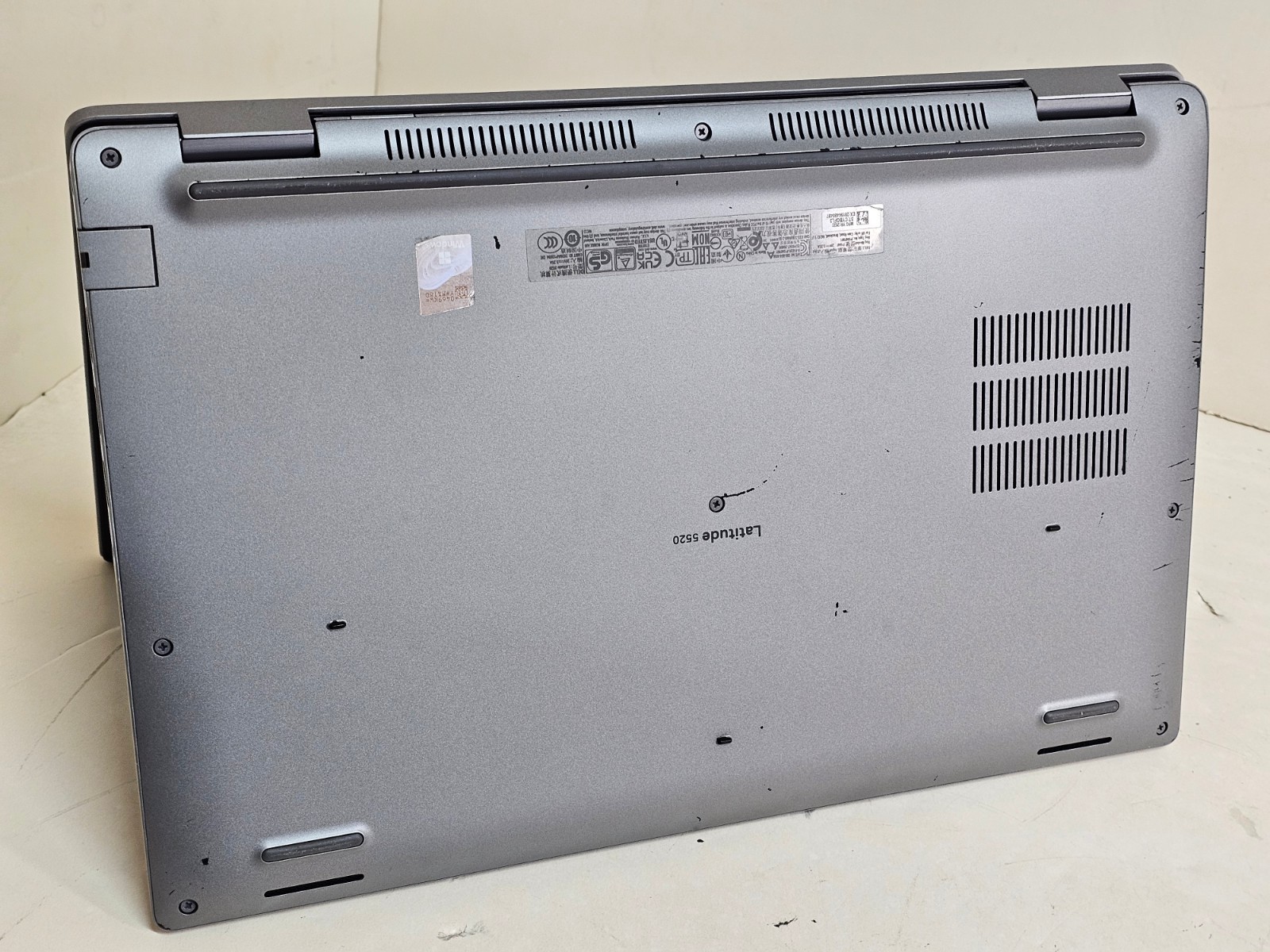 Dell Latitude 5520 Laptop – 2.6 GHz i5-1145G7 16GB 512GB 15.6″ Touchscreen SP34