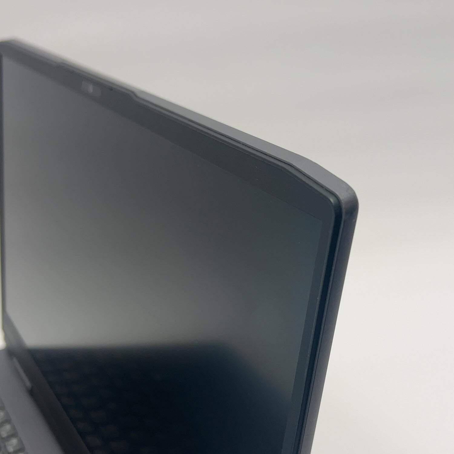 Lenovo LOQ 15 15.6″ Ryzen 7 7840HS 3.8GHz 24GB RAM 1.5TB SSD GeForce RTX 4050