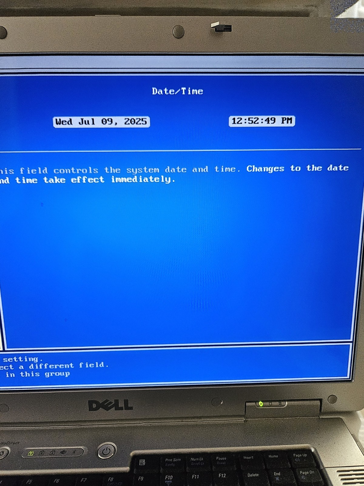 Dell Latitude D400 Laptop Win XP Pro + Docking Station Vintage Works