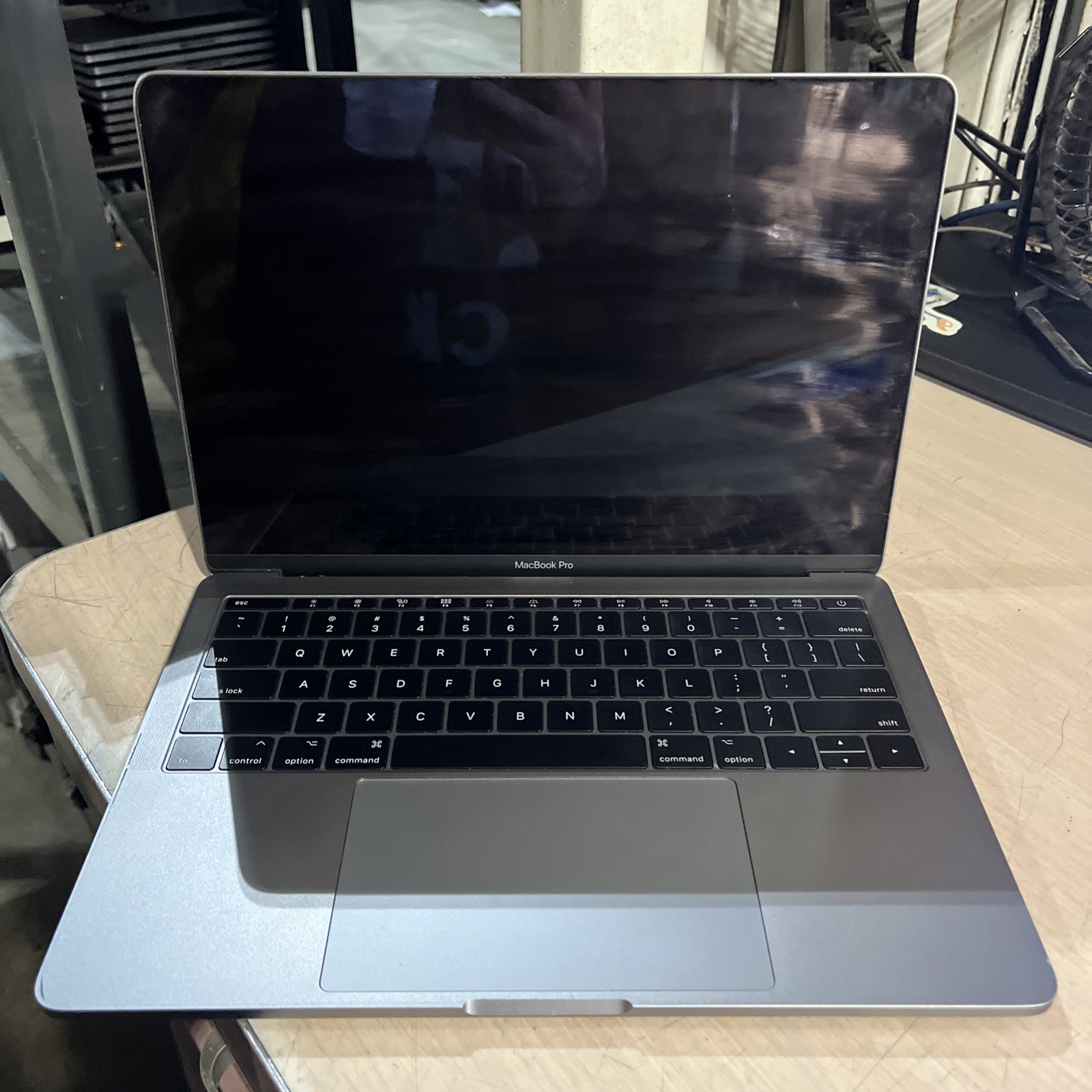 APPLE MACBOOK PRO 13″ MID-2017 CORE I5-7360U 2.3GHZ 8GB RAM NO HD “