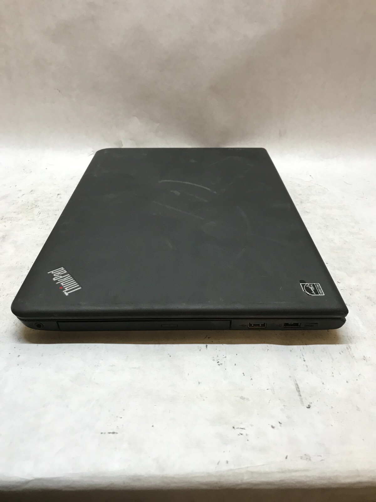 Lenovo ThinkPad E555 15″ Laptop AMD A6-7000 2.2GHz 4GB RAM NO HDD/OS NO BATT -DW