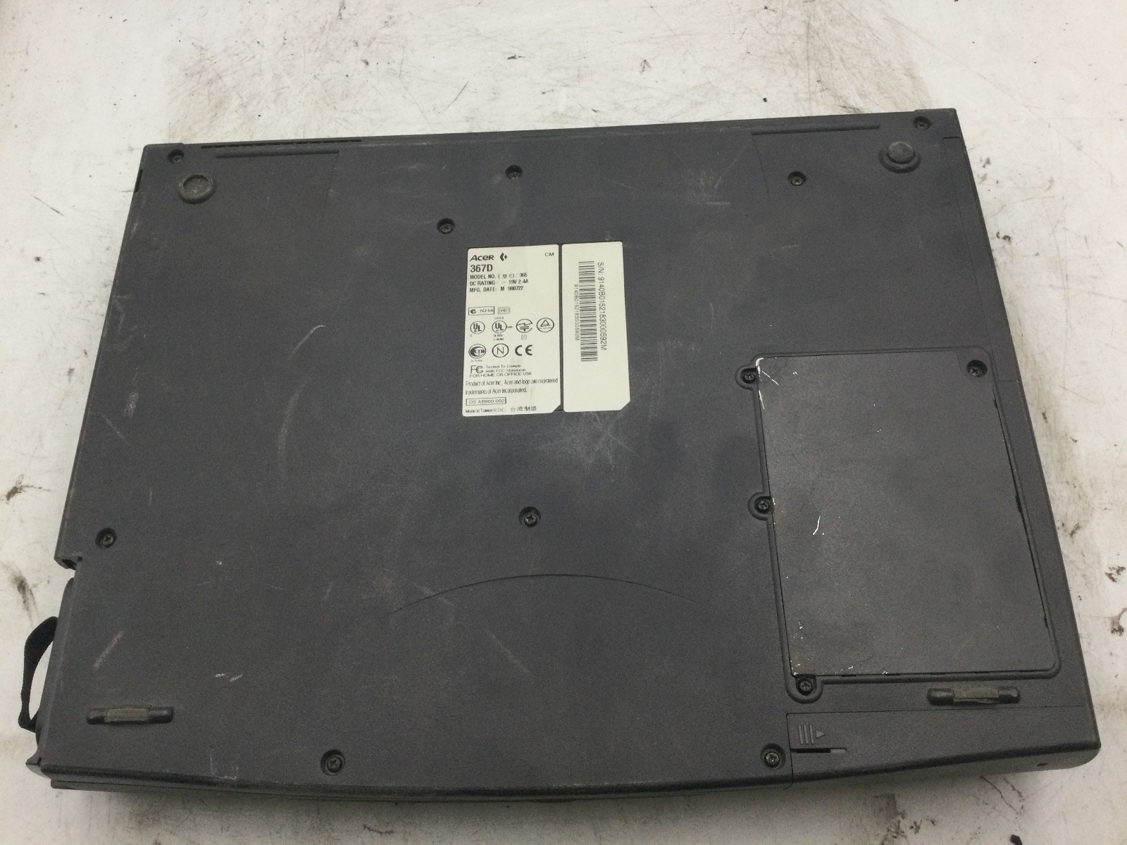 ACER EXTENSA 367D – FOR PARTS – INTEL PENTIUM 200MHZ – 16MB RAM – READ DESC – BB
