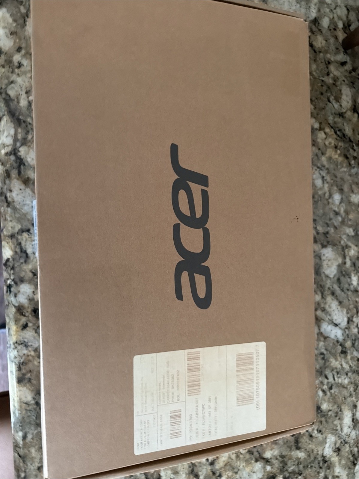 Acer Aspire 5 A515-46 Series Model N18Q13, AMD Ryzen 3, 4 MB RAM, Windows 10