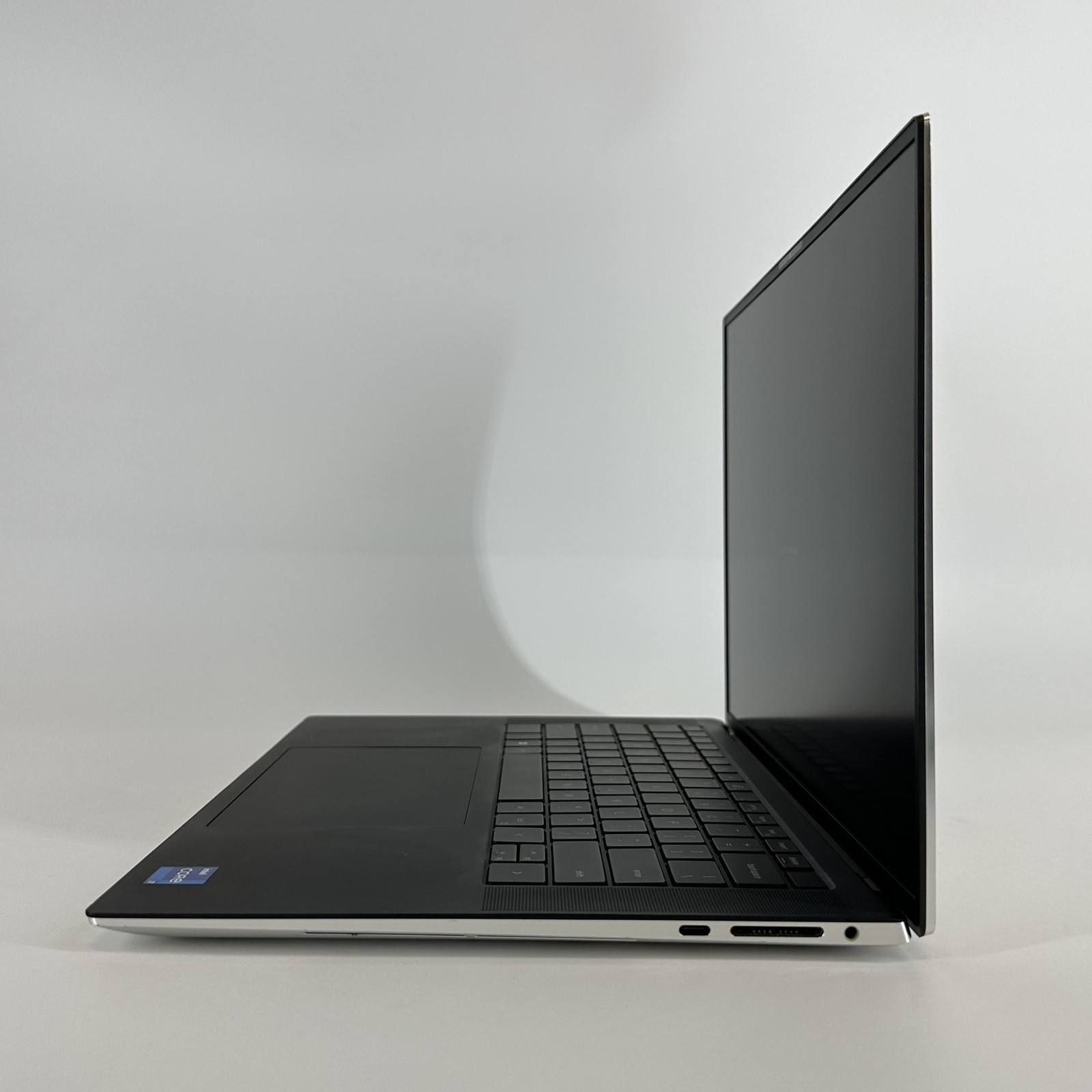 Dell XPS 15 9520 FHD+ 2.3 GHz i7-12700H 16GB 512GB SSD NVIDIA RTX 3050 Very Good