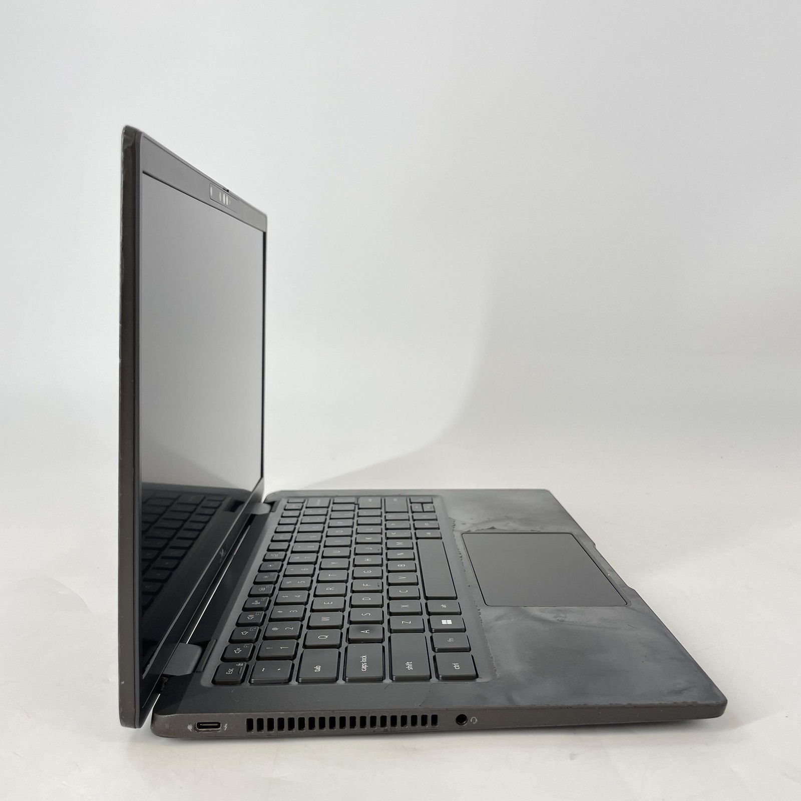 Dell Latitude 7430 14 Black FHD 1.8 GHz i7-1265U 32GB 1TB SSD Fair