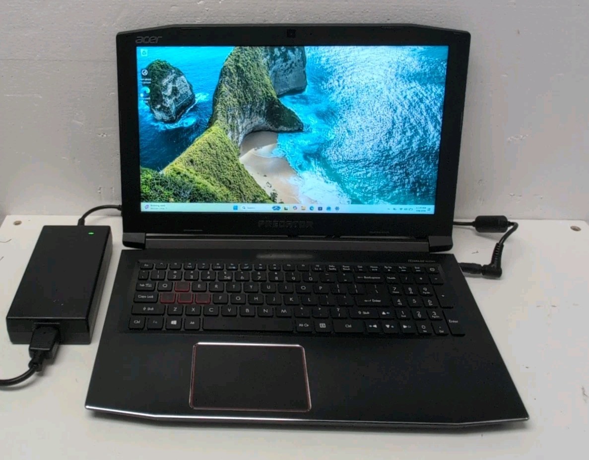 🎸 ACER Predator G3-571 15.6″ Laptop i7-7700HQ /16GB/256GB/GTX 1060 6GB/Win11