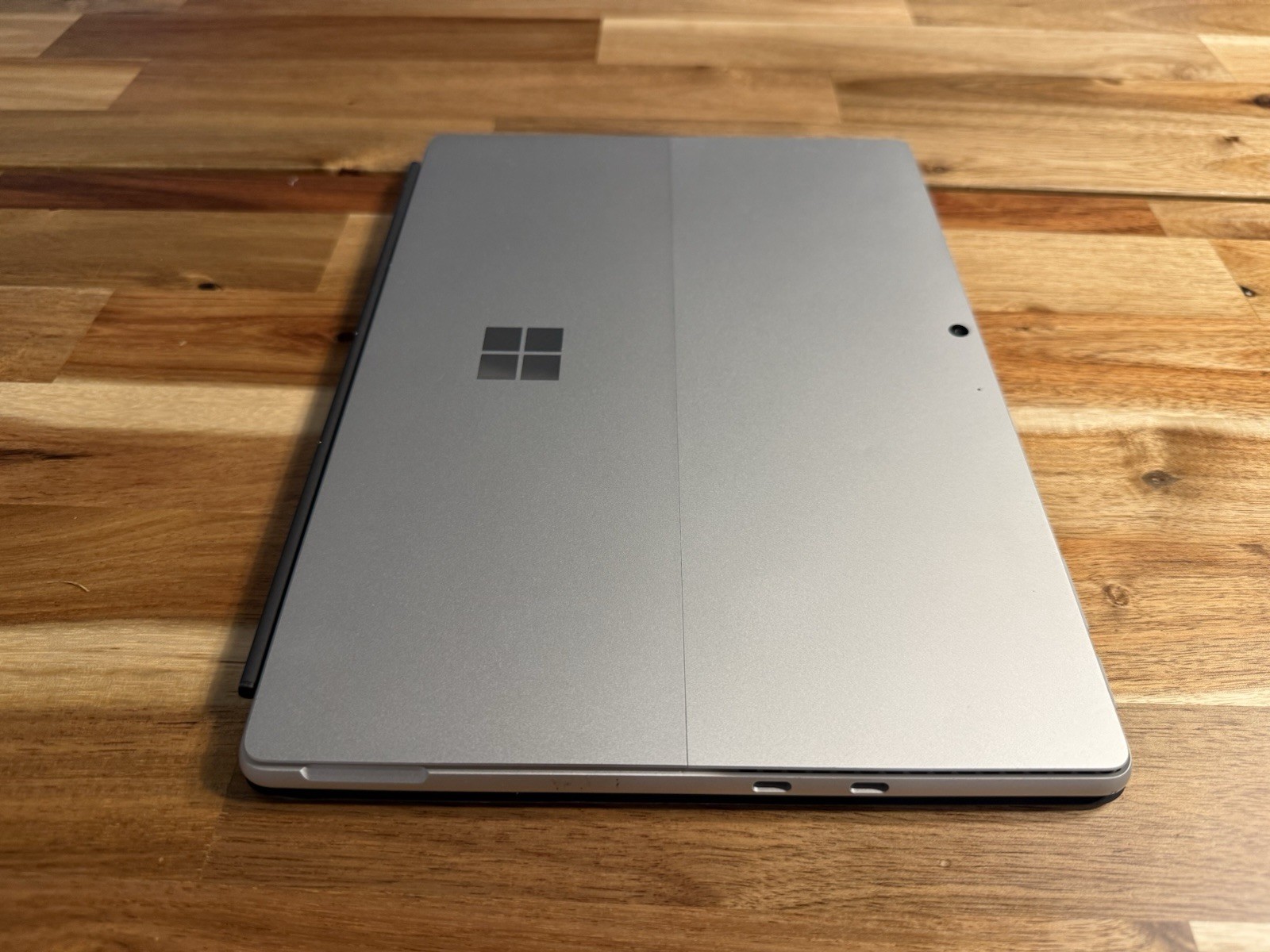 Microsoft Surface Pro 9 2038 i7-1255U 16GB RAM 512GB NVME Win 11