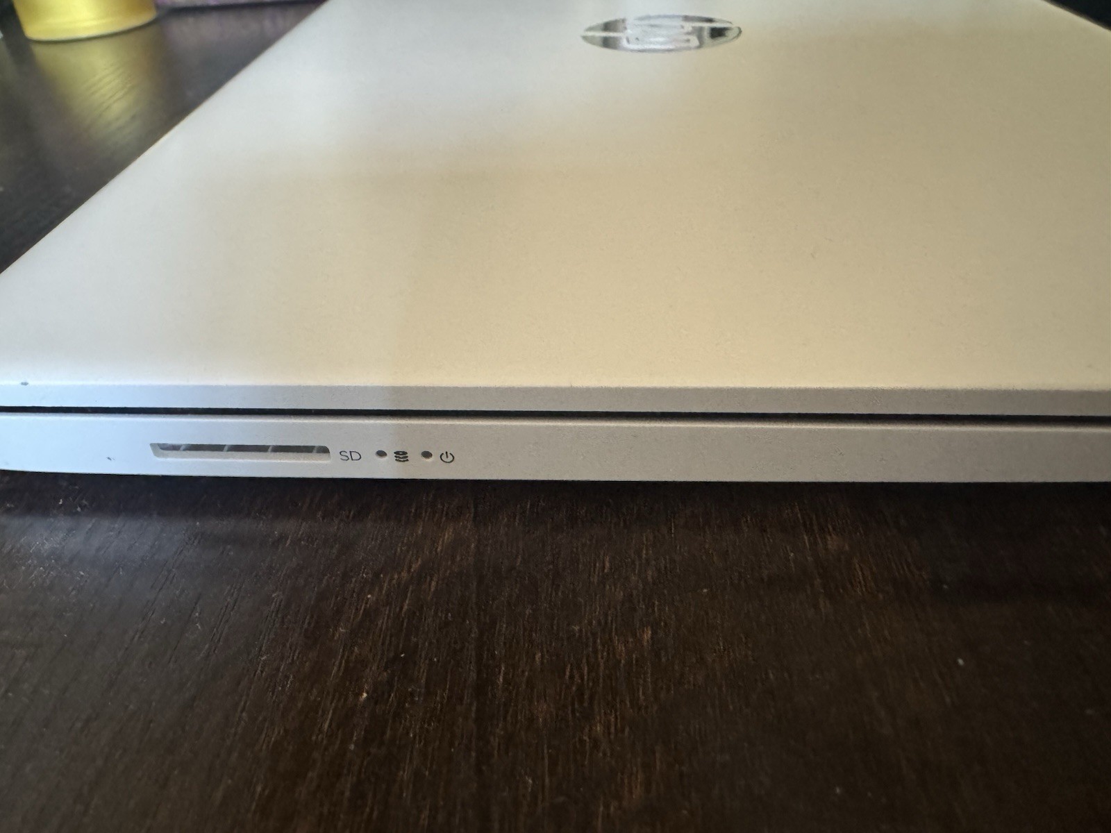 HP Laptop 14-dq0xxx Intel Celeron N4020 14″ White Windows 11 Home Notebook