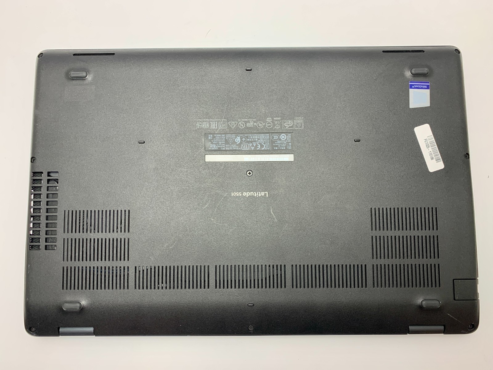 Dell Latitude 5501 | i5-9400H | 8GB RAM | 128GB SSD | LINUX | BAD KEYS