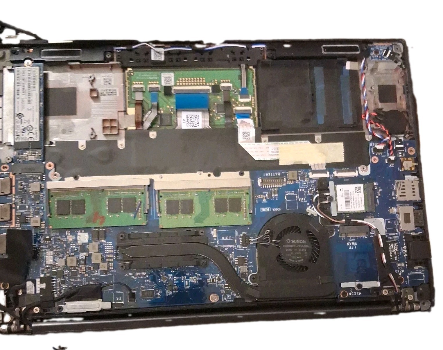 RED DELL 7480 i5 7th GEN 8G RAM 128G SSD Win11,CAM,BACKLIT KB,FHD,MISSING PARTS