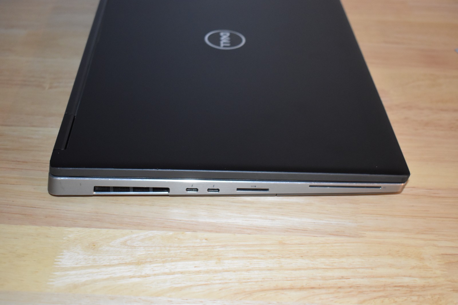Dell Precision 7740 17.3 FHD Xeon E-2276M 16GB RAM 1TB SSD Quadro RTX 3000