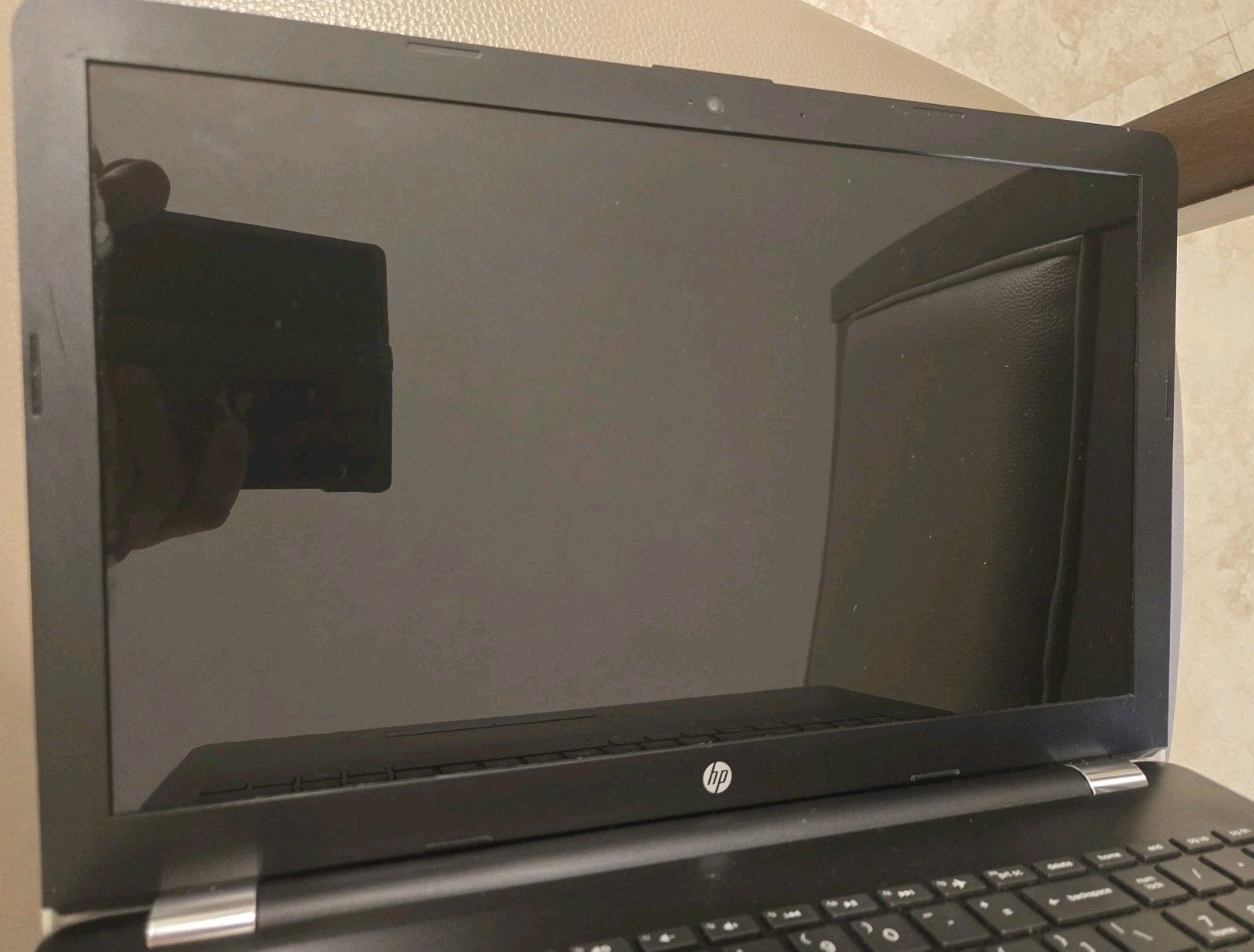 HP 15-bs070wm 15.6″ Touchscreen Laptop i5-7200U 8GB RAM 1TB HDD Good Condition