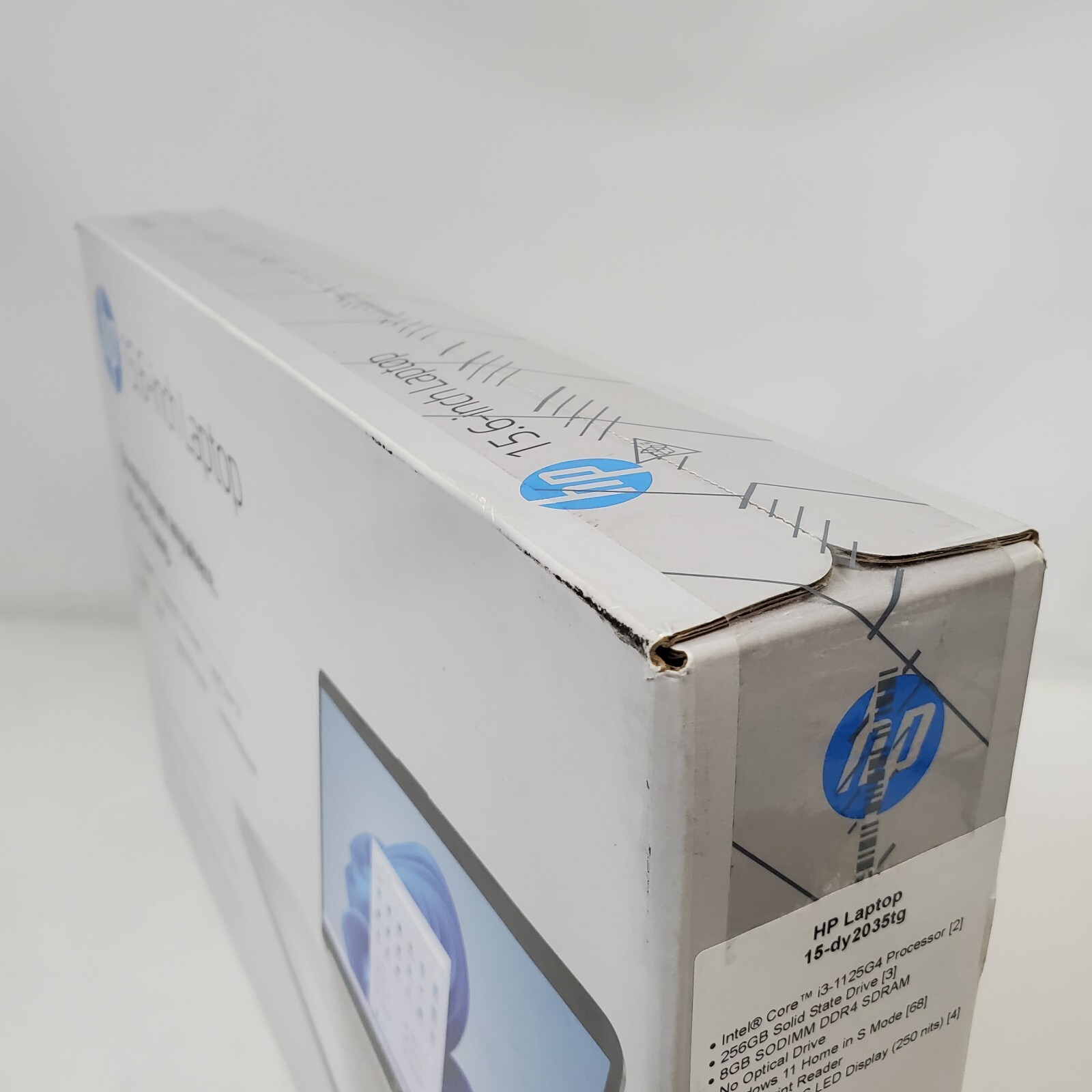 HP 15-DY2035TG 15.6″ Laptop Intel Core i3-1125G4 8GB Memory 256 SSD Windows 11