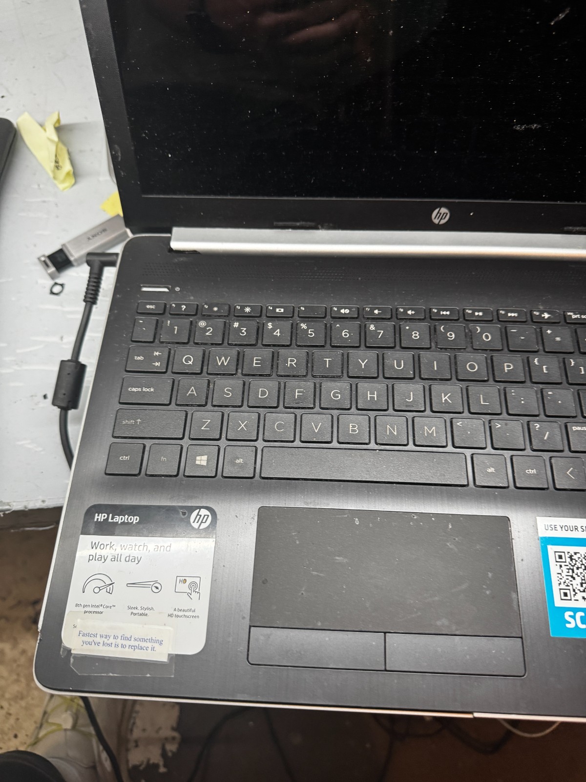 HP 15-da0014dx Intel Core i5 8th Gen Laptop for Parts/Repair #5765