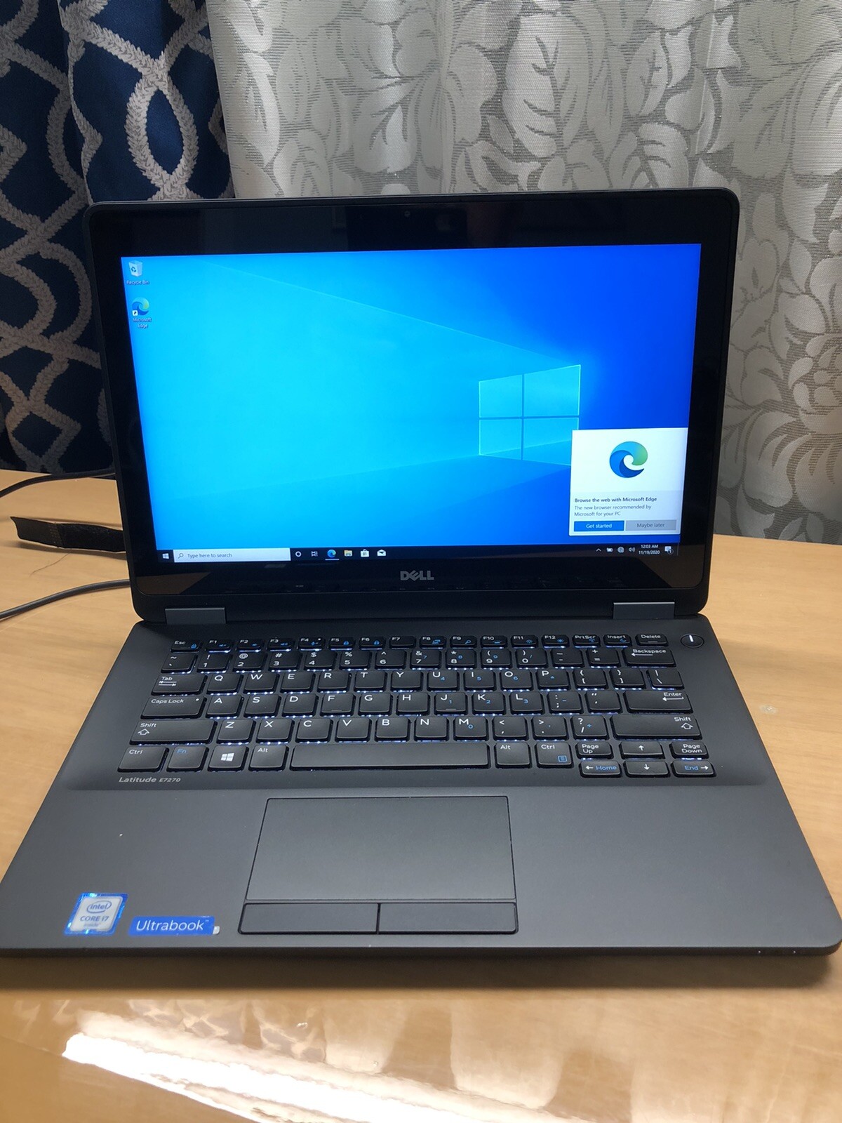 Dell Latitude E7270 12.5 inch (256GB, Intel Core i7 6th Gen., 2.60 GHz, 16GB )
