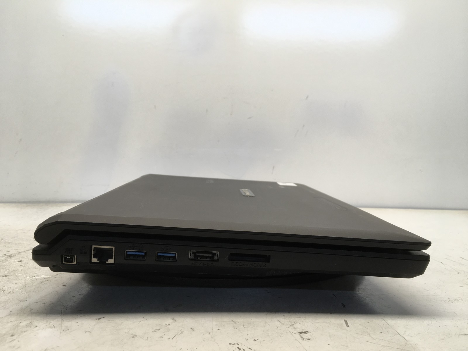 iBuyPower i-Series 801 Intel i7-4700MQ 2.4GHz 8 GB NO HDD No Batt