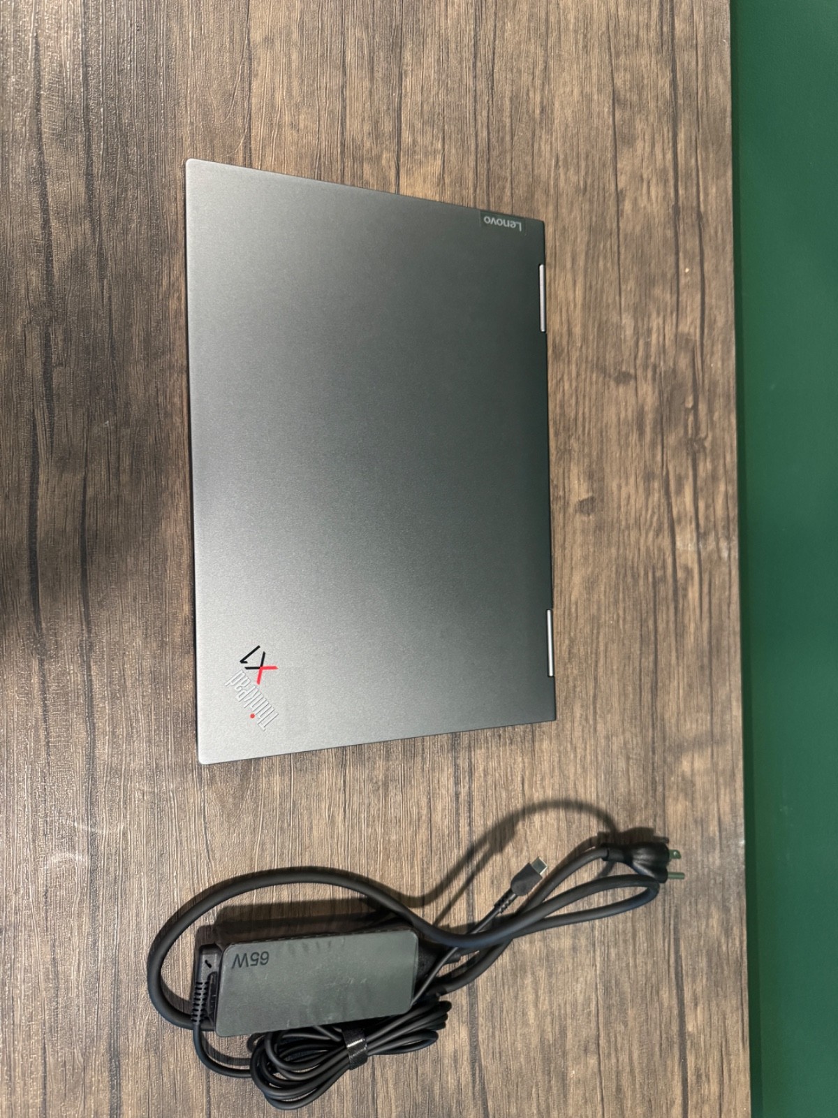Lenovo ThinkPad X1 Yoga Gen 7 14″ i7-1265u 16GB 256GB Windows11
