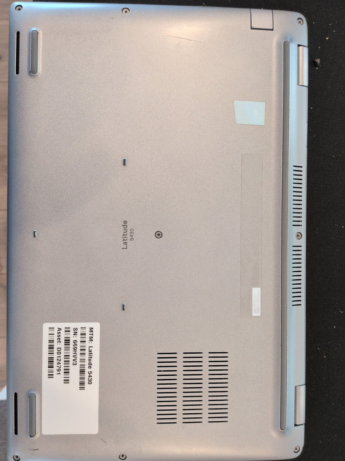 Dell Latitude 5430 14″ Intel Core i7-1265U, 16GB DDR4, 512GB NVMe, Win 11 Pro
