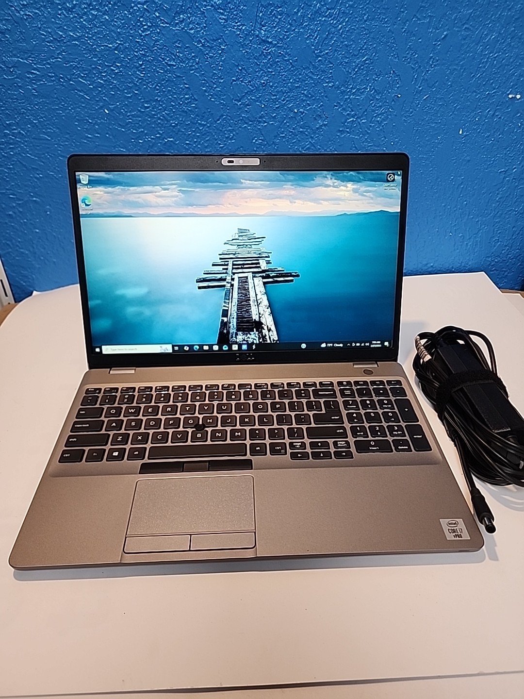 Dell Latitude 5510 . Laptop Pc I7 10th Gen. With Charger