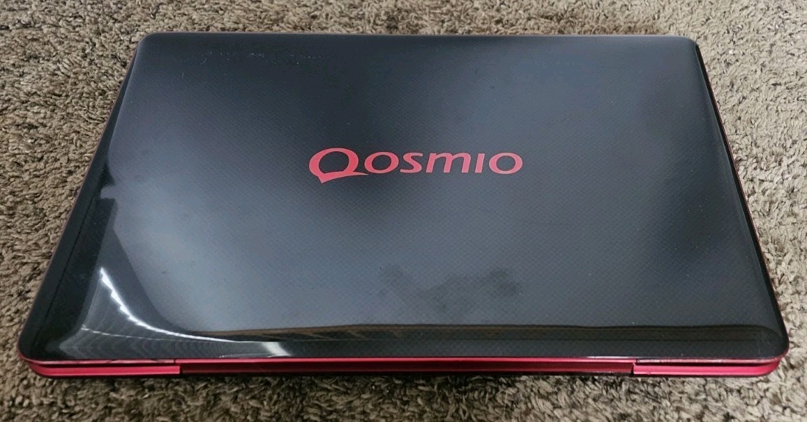 Toshiba Qosmio X500-Q930X i7-2630QM, 16GB RAM, 500GB SSD, 2TB HDD, Win 10 Pro