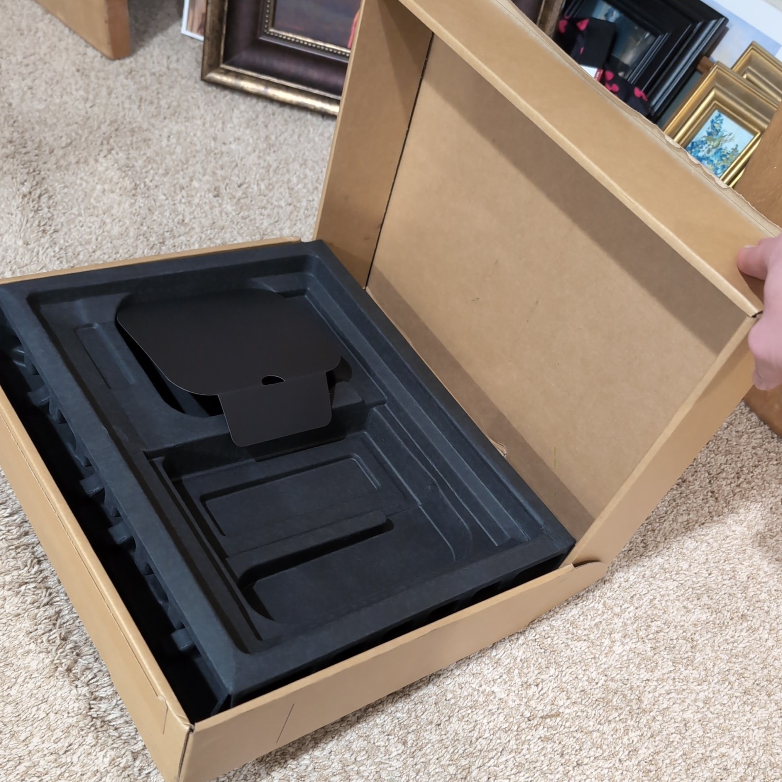 Omen Max 16 RTX 5080 Intel Ultra 7 32GB RAM White 512 GB SSD