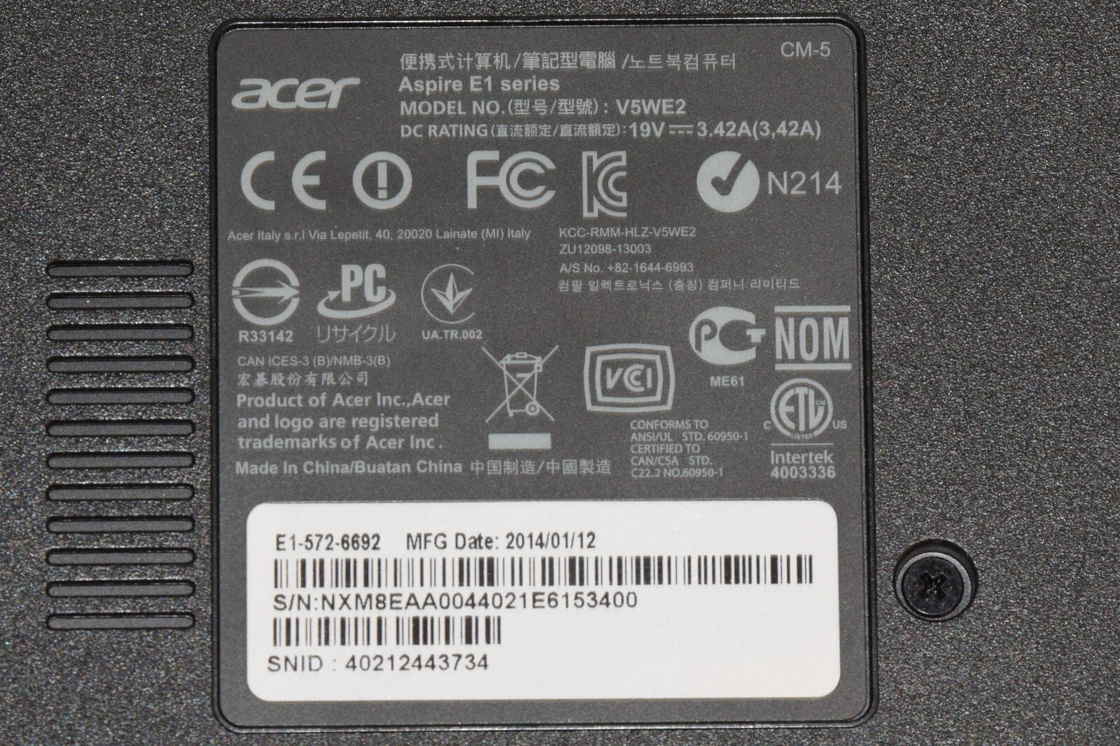 DEAD JUNK Acer Aspire E1-572-6692 Series V5WE2 15.6″ Laptop Incomplete AS IS