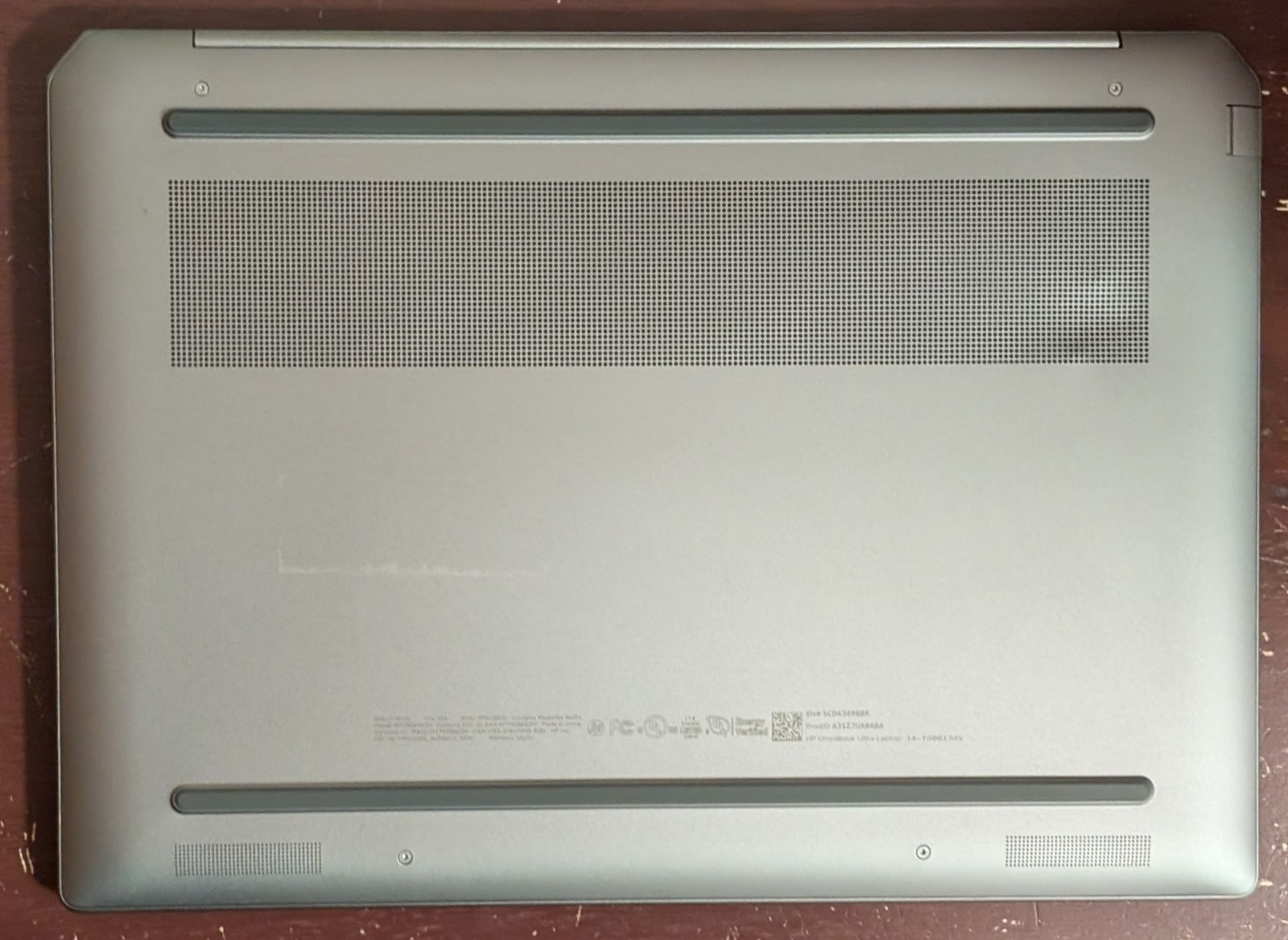 HP OmniBook Ultra 14″ 2.2K Touch (AMD Ryzen AI 9 365, 32GB RAM, 1TB SSD) Laptop