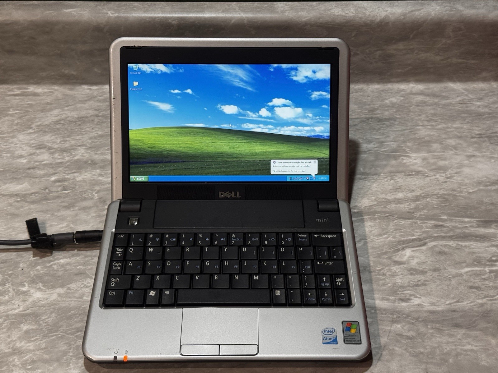 Dell Inspiron Mini 910 Intel Atom N270 1600MHz 1gb RAM 8gb SSD Windows XP